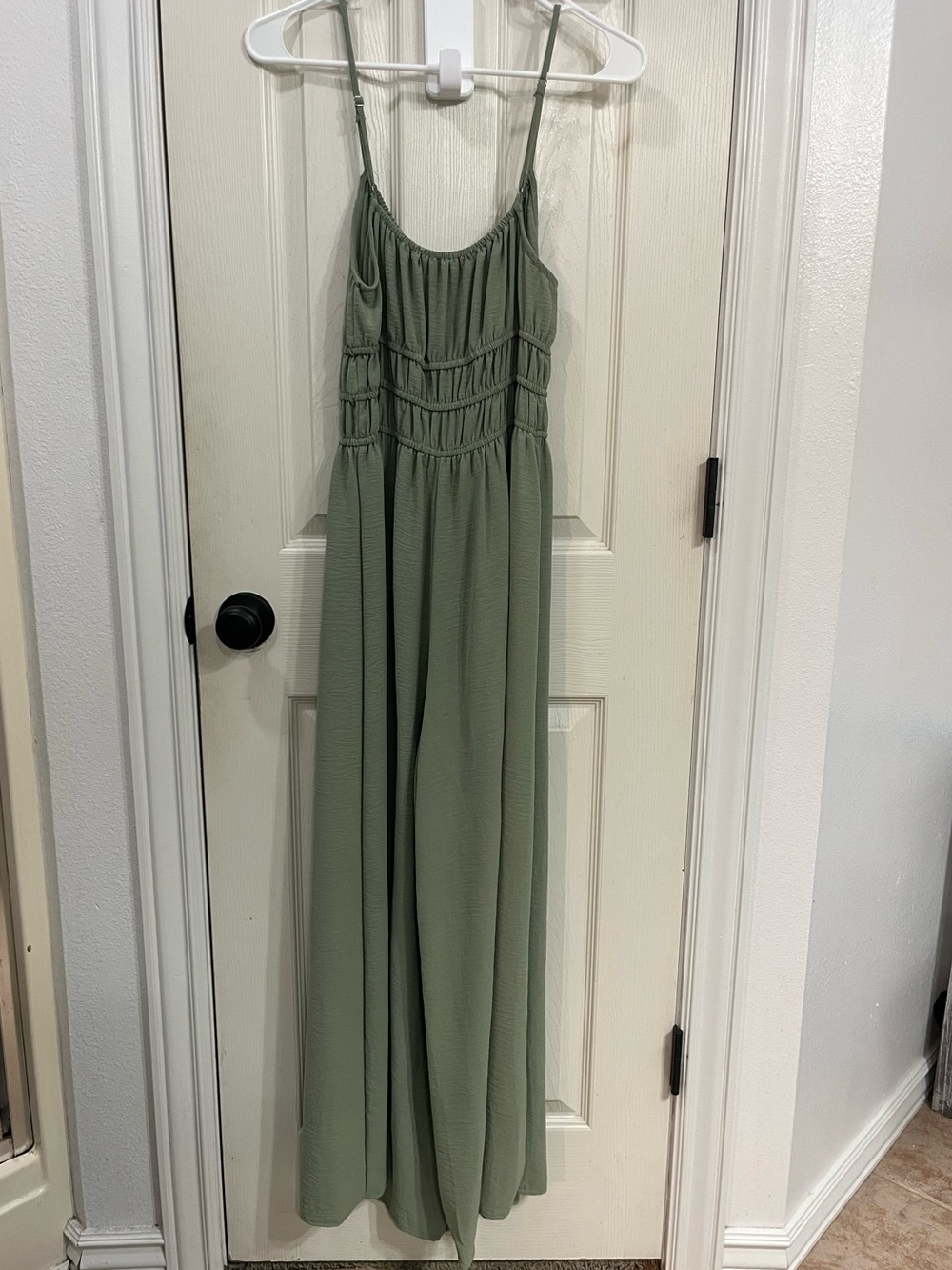 NWOT jumpsuit wide leg